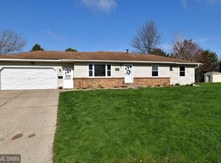 408 Martin Ct, Fairmont, MN 56031