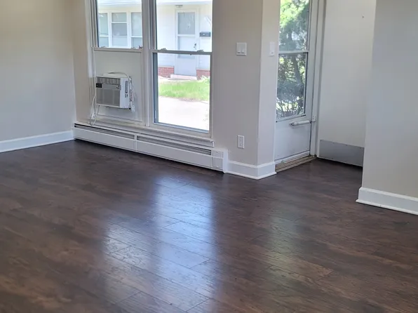 1337 W Farnum Ave, Royal Oak, MI 48067