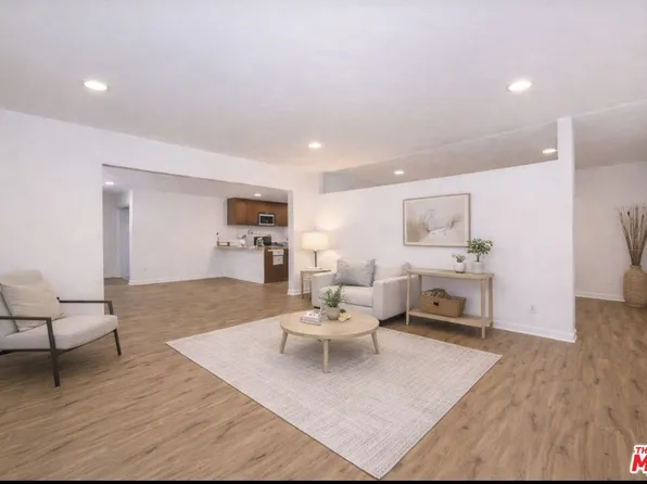 18530 Hatteras St Unit 130, Tarzana, CA 91356