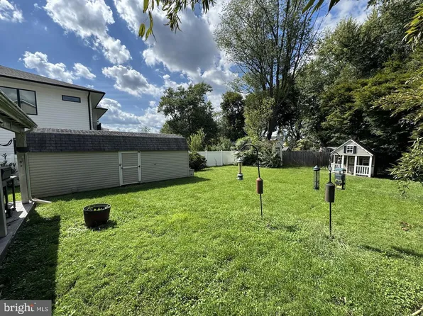 7530 Lisle Ave S, Falls Church, VA 22043