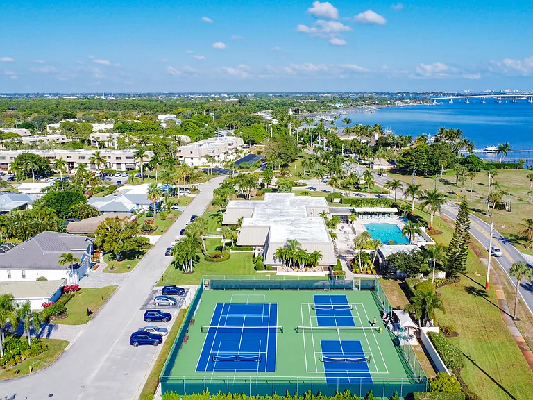 1800 SE Saint Lucie Blvd #9-204 — Photo 25