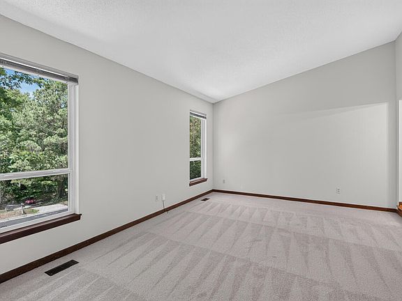 4th image of 4123 Wallingford Pl
