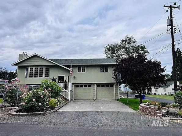 3722 15th St, Lewiston, ID 83501
