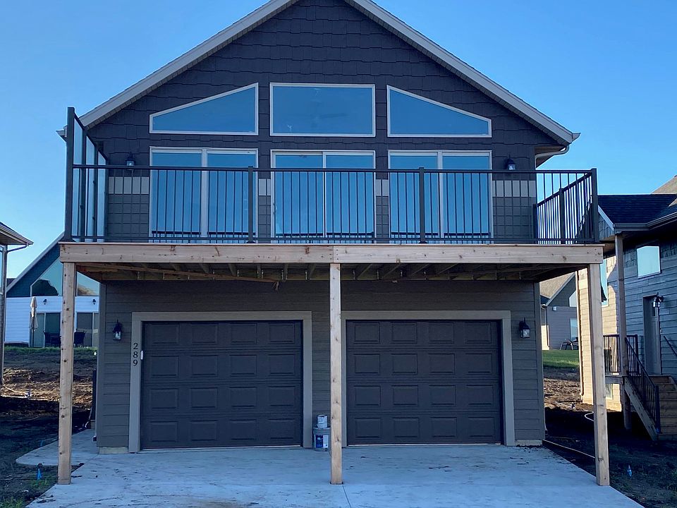 1st image of 290 240th Ave #289