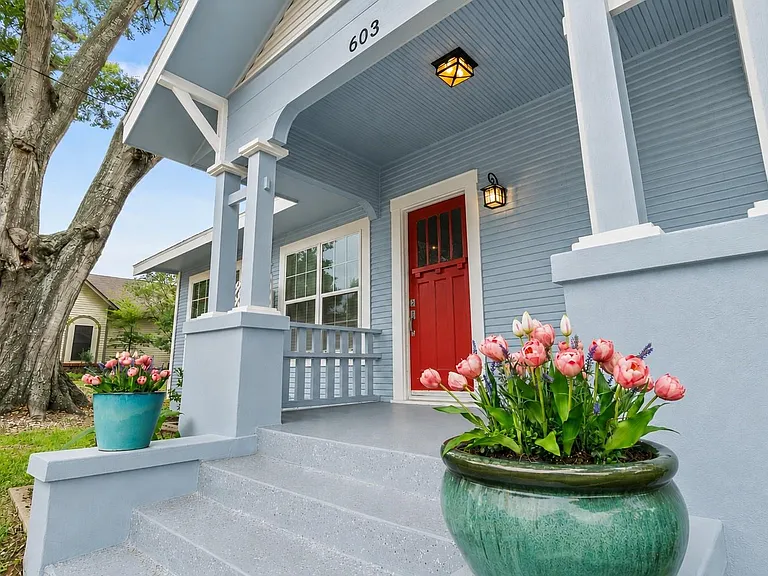 603 Crockett St — Photo 1