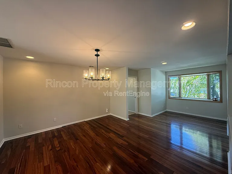 2462 Pierpont Blvd — Photo 6