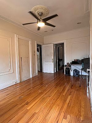 3rd image of 486 Halsey St #2