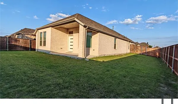 2301 Kirkstall Way — Photo 16