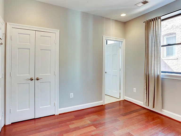 1105 Park Rd NW #5 — Photo 17