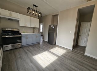 82 Brookdale Ave #2B, Newark, NJ 07106