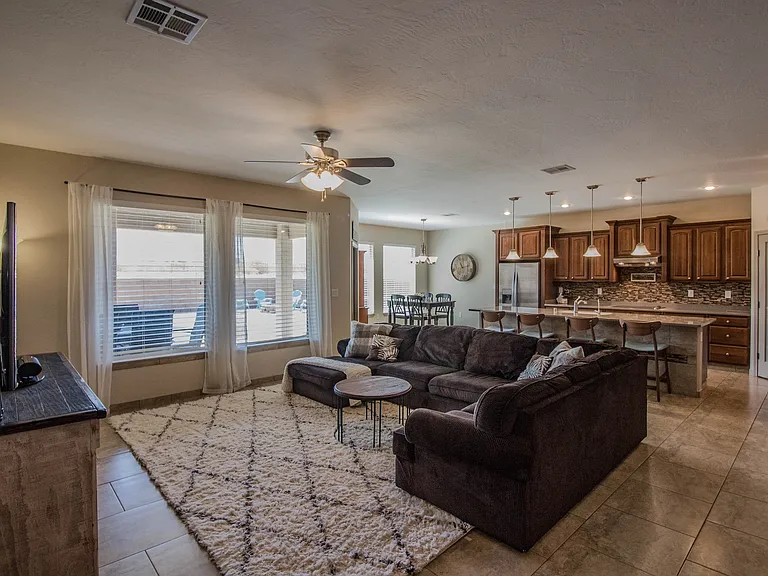 1155 Santiago St — Photo 12