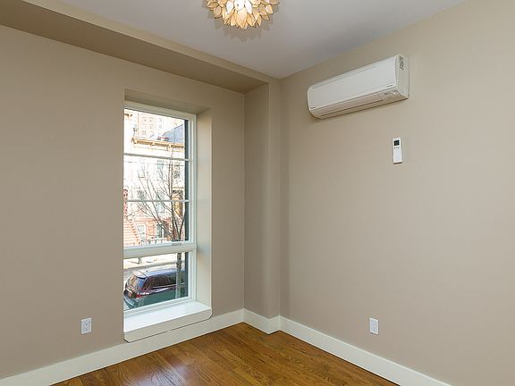 3rd image of 868 Lafayette Ave APT 3B