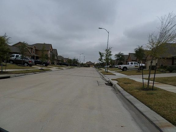 4th image of 21543 Barrett Knolls Dr