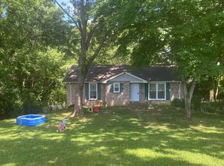 250 NW Clearview Dr, Mount Juliet, TN 37122