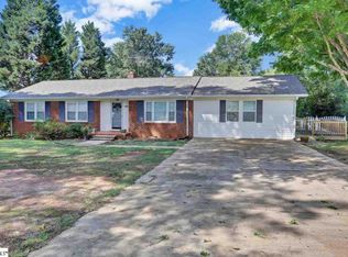 110 Highland Rd, Duncan, SC 29334