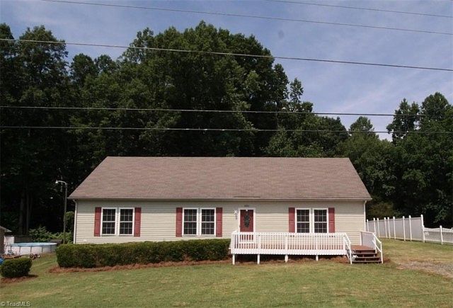 1st image of 464 Garland Dr