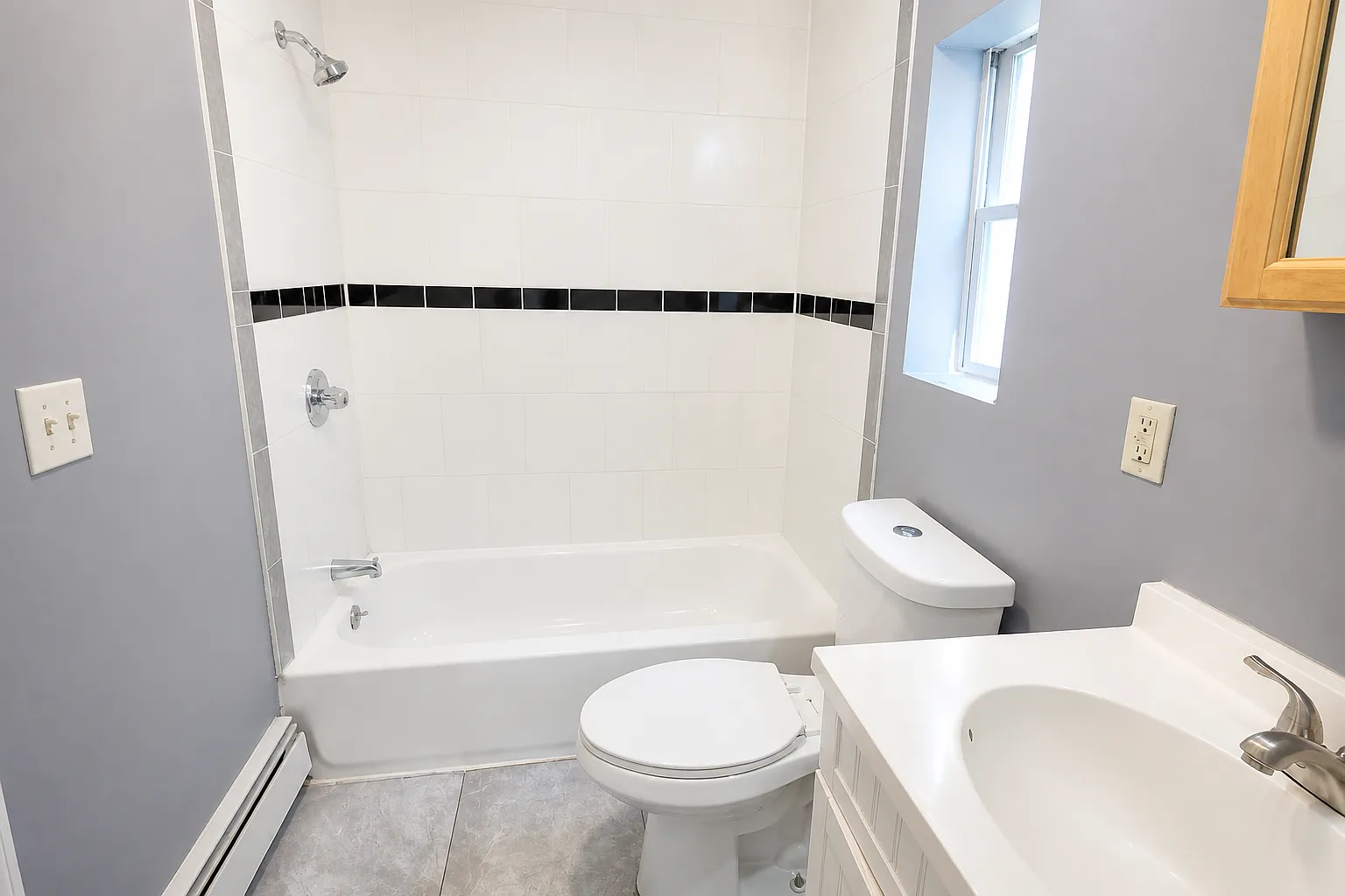 2 bed, $2,000 — Photo 3