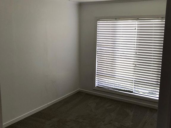 Bonus room can be used as a bedroom