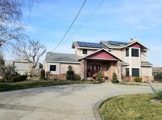 4601 Mission Rd, Oakdale, CA 95361