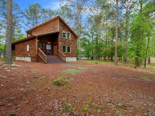 102 Love Boat Ln, Broken Bow, OK 74728