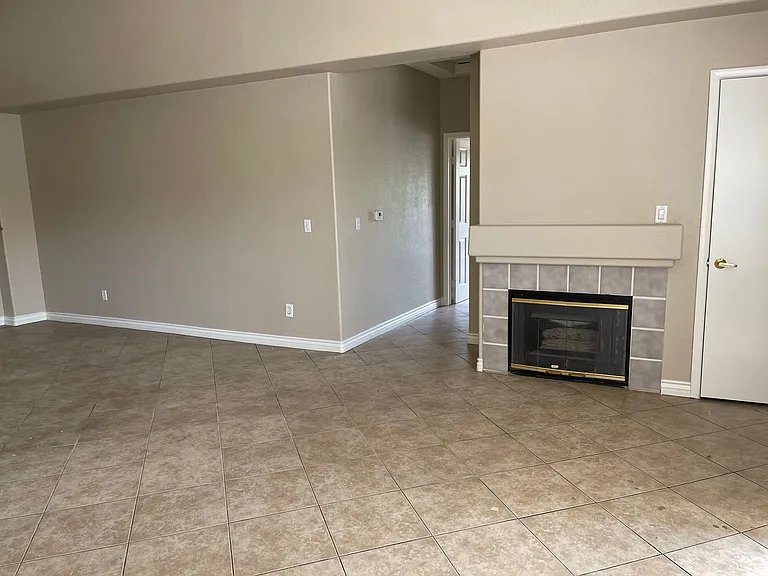 5125 W Reno Ave #2012 — Photo 5