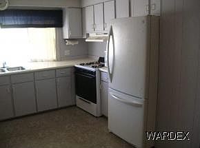 4th image of 223 N Moonlight Dr