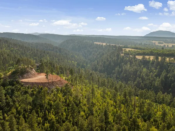 332 Nob Hill Rd, Spearfish, SD 57783