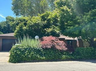3322 Riverside Dr, Anderson, CA 96007