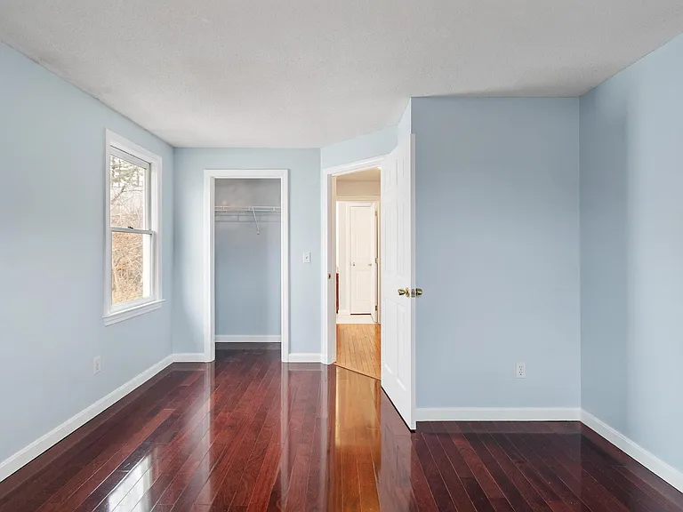 29 Lamplighter Ln — Photo 14