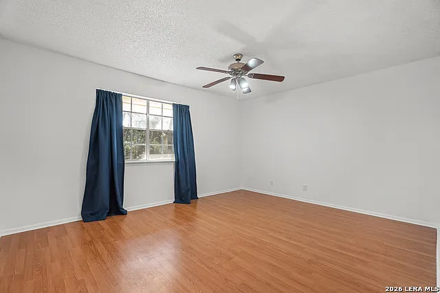 3408 Northmoor St #25 — Photo 19