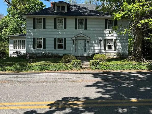 432 S Church St, Shepherdstown, WV 25443