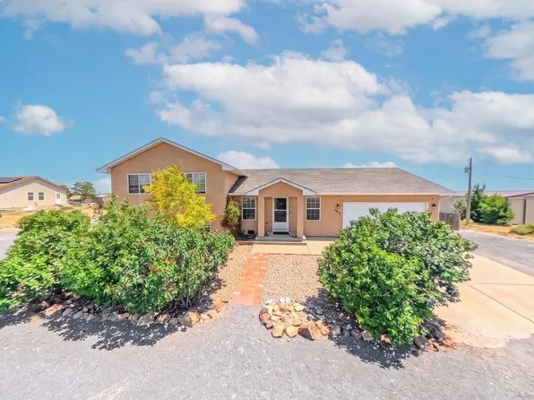1434 N Ladonia Dr, Pueblo West, CO 81007