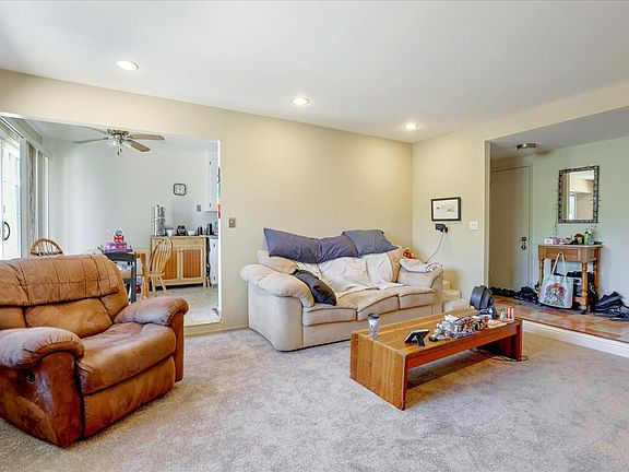 5th image of 3393/3391 Payne Ave