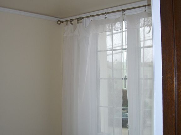 Separate Breakfast room