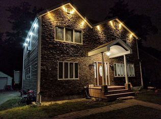 19 Decatur St, Roosevelt, NY 11575