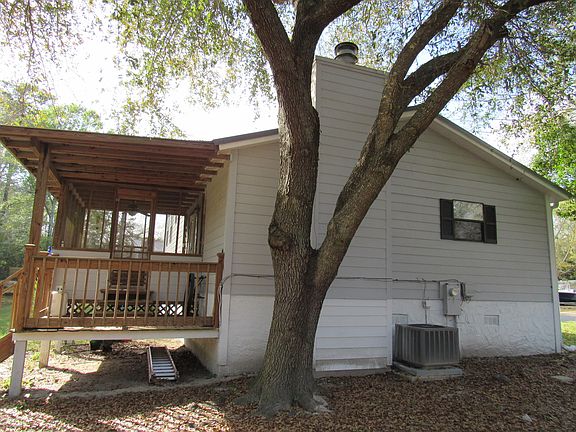 5th image of 20 Oaklawn Dr