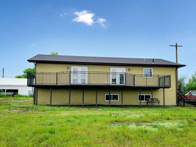 229 Central Ave, Sweet Grass, MT, 59484