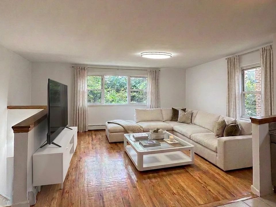 232 Emerson Ave #2