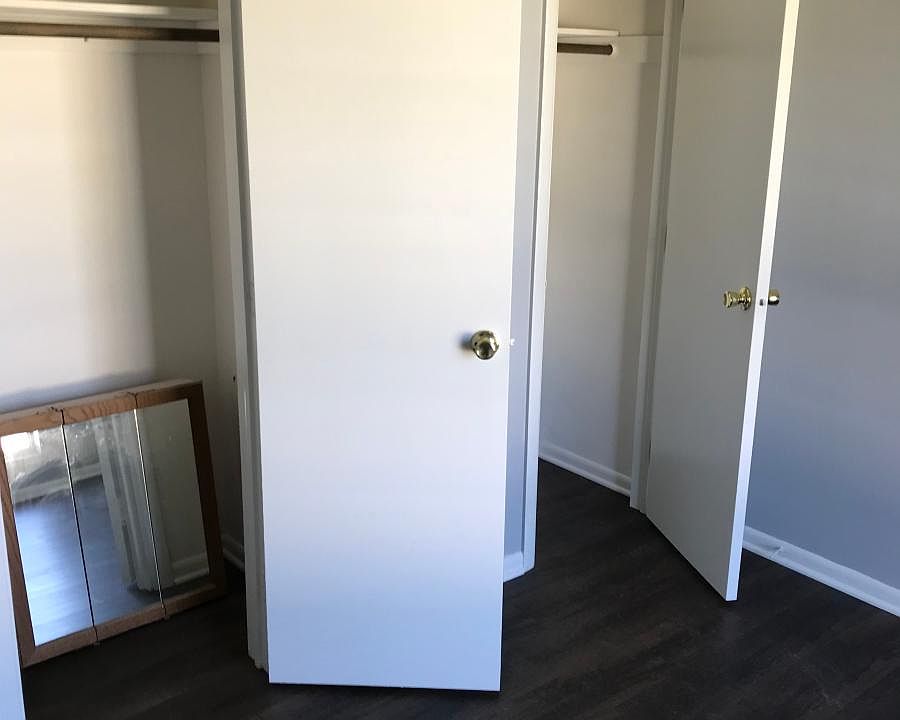 Double closet in second bedroom