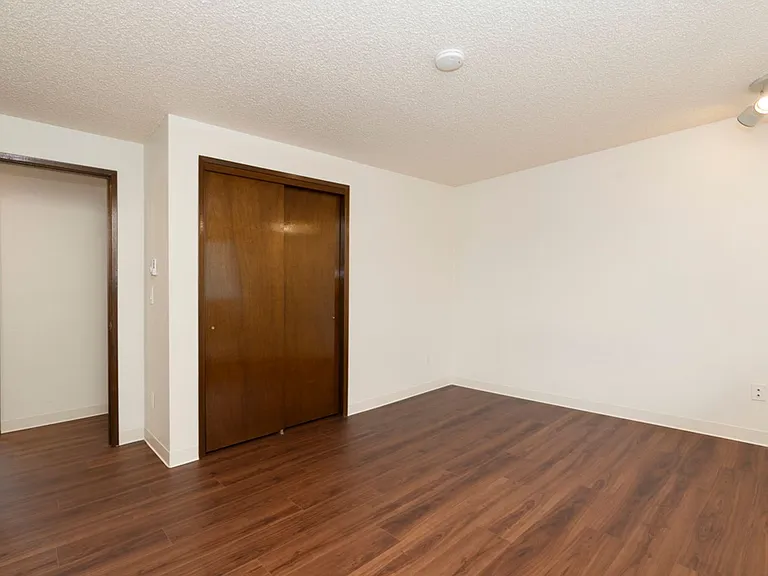 Cascade Vista — Photo 29