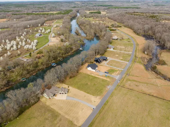 135 River Drive Est, Pangburn, AR 72121