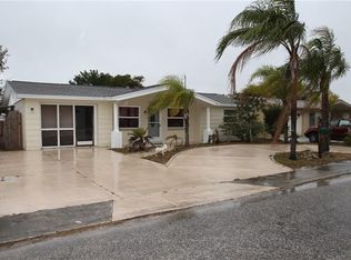 1043 Maybury Dr, Holiday, FL 34691