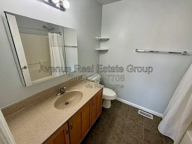 4153 McPherson Ave — Photo 9
