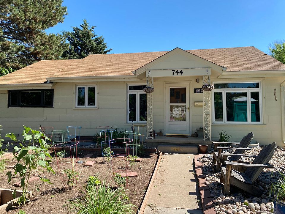Front of house