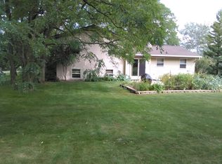 2841 S Franklin Dr, New Berlin, WI 53151