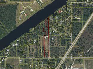 670 Rope Bend Dr, Labelle, FL 33935
