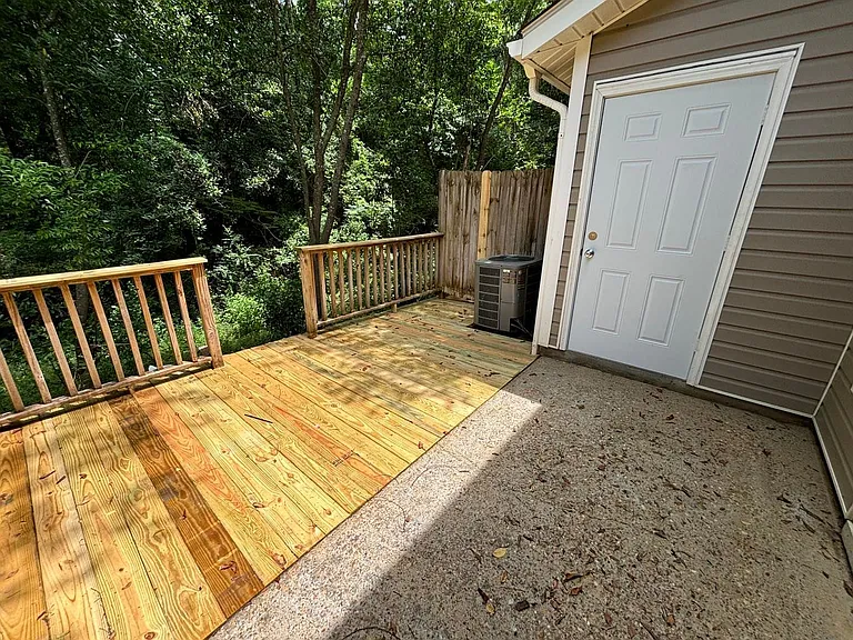 121 Candlebrook Dr — Photo 10