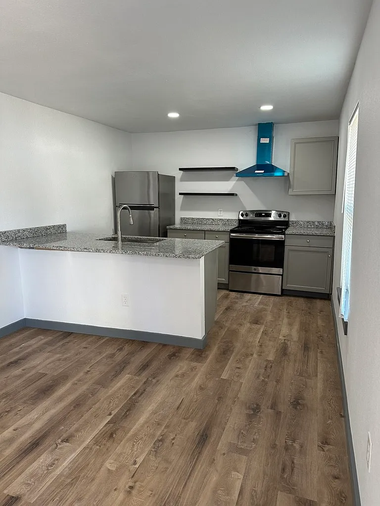Charming Duplex Unit in Arlington, Texas — Photo 1