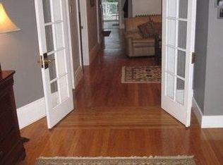 38 Pleasant St, Wakefield, MA 01880