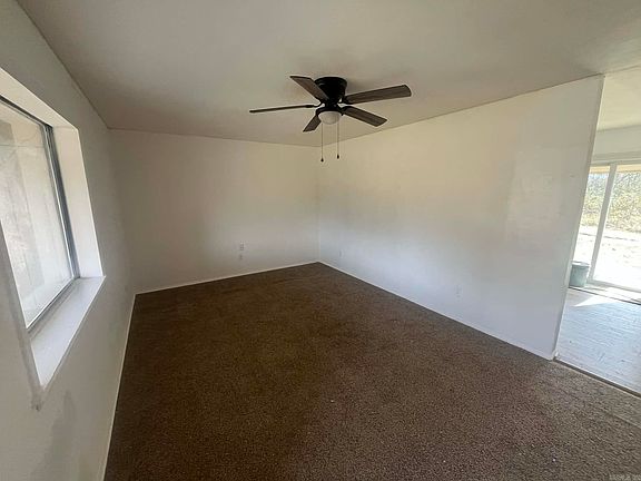 2nd image of 2602 Reeves Ave